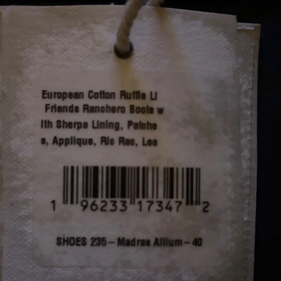 Magnolia Pearl Colorful Bunny Print Slippers. Pristine Condition, Never Worn - Picture 8 of 8